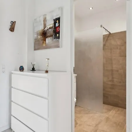Private Renovated Apartment * Randers